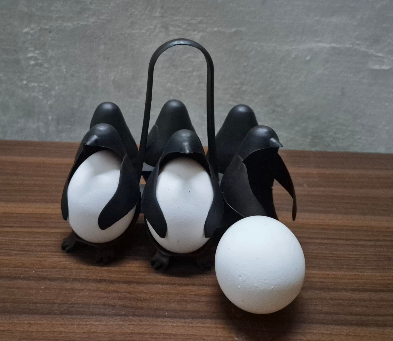 Penguin shaped egg holder & boiler