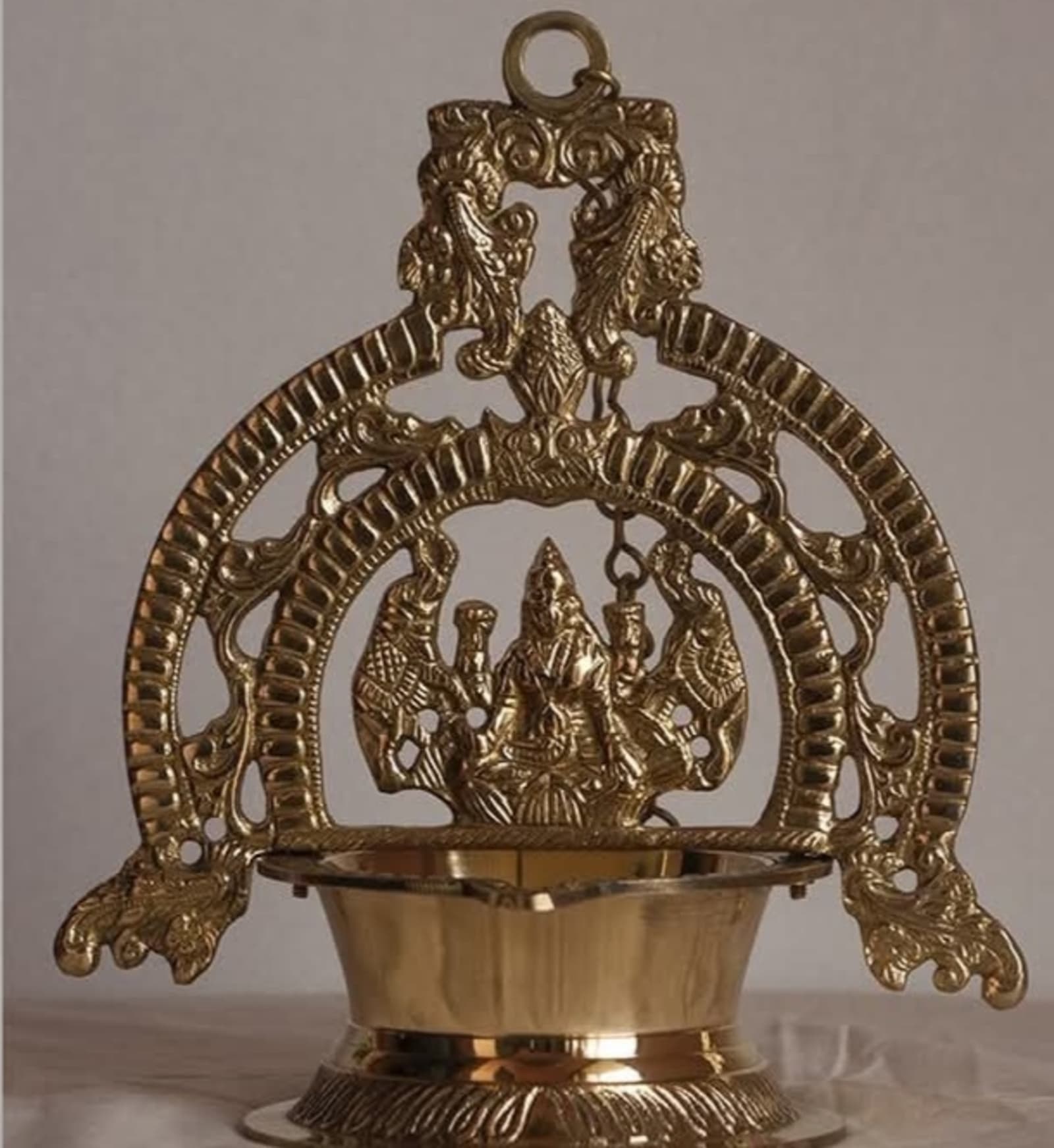 Lakshmi hanging vilakku